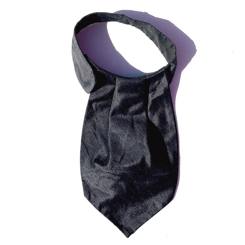 Vintage OST Men’s 100% Silk Ascot/Cravat in Textured Black
